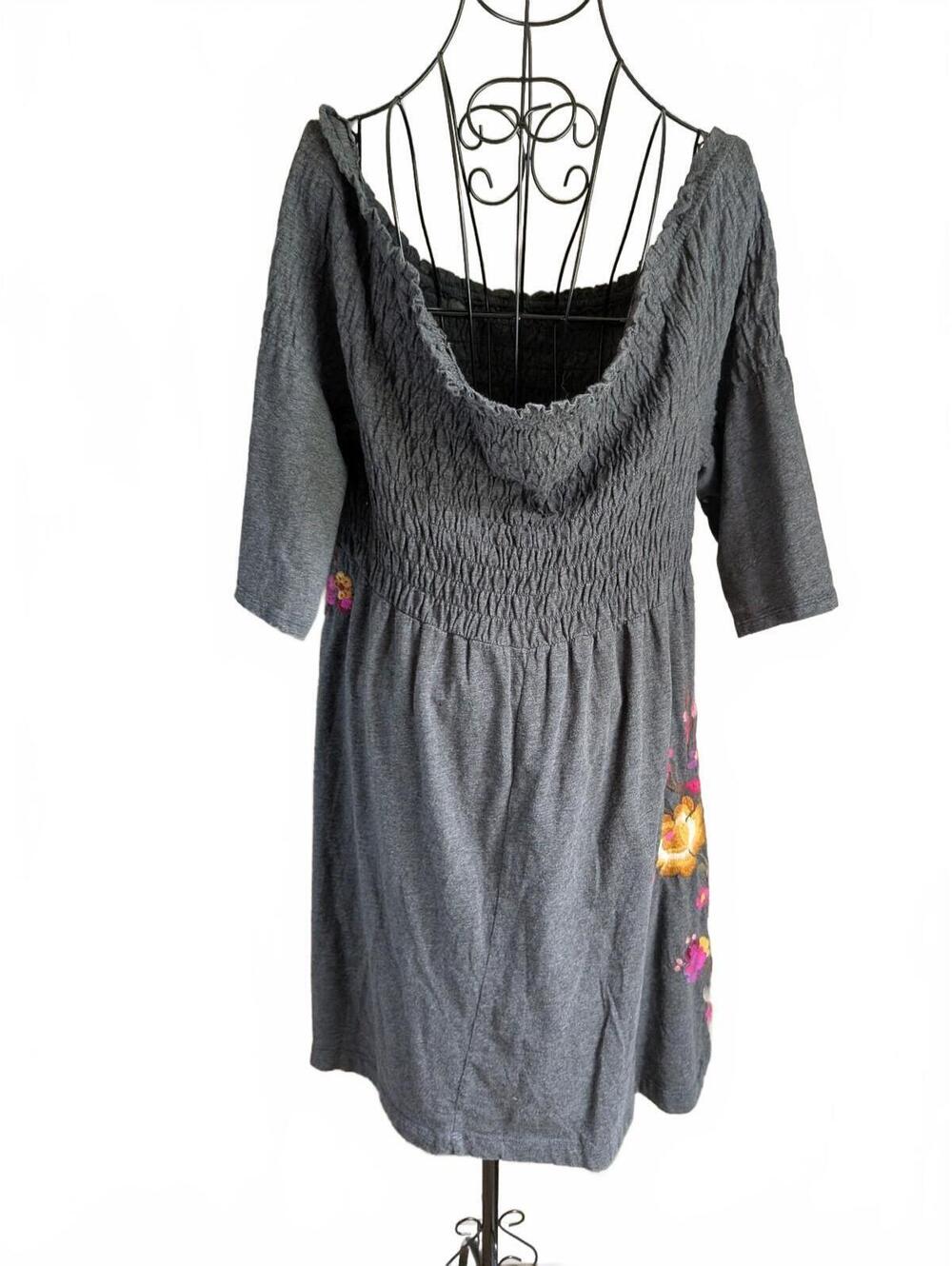Johnny Was JW Smocked Dress pre owned L
